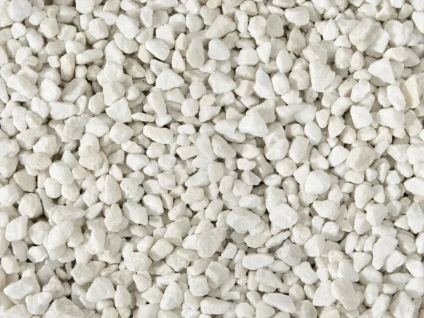 White gravel for your luxury landscaping look. All gravel colours by Surrey Turf.